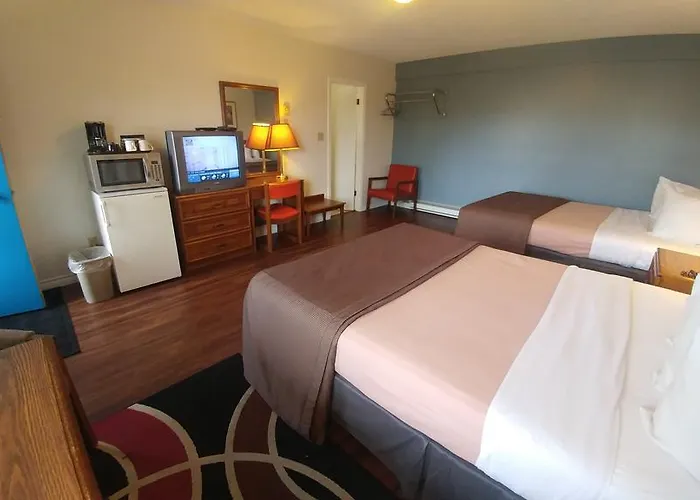 Queen Room Two Queen Beds